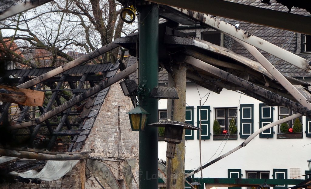 Feuer 3 Zum Treppchen Koeln Rodenkirchen Kirchstr Steinstr P373.JPG - Miklos Laubert